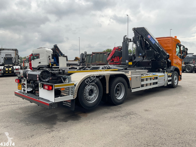 Camion Volvo 430 HMF 23 Tonmeter laadkraan