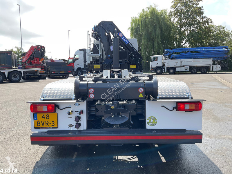Camion Volvo 350 6x2 HMF 19 Tonmeter laadkraan...
