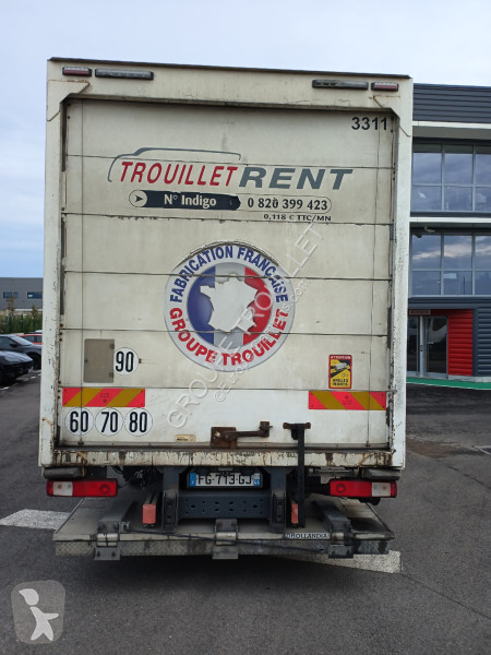 Kamion Renault 19 TONNES 280 CV HAYON PORTE...