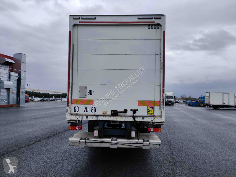 Camion DAF 19 TONNES 320 CV HAYON PORTE RELEVANTE