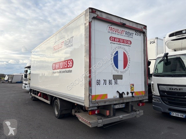 شاحنة DAF 12 TONNES 210 CV HAYON PORTE RELEVANTE