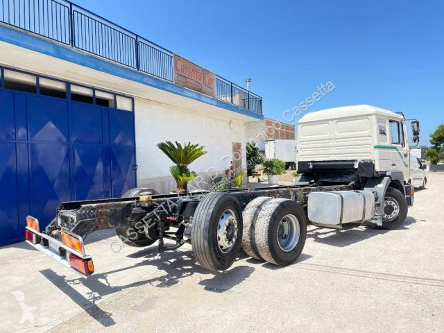 Véhicule utilitaire MAN 26 414 F ADR TELAIO