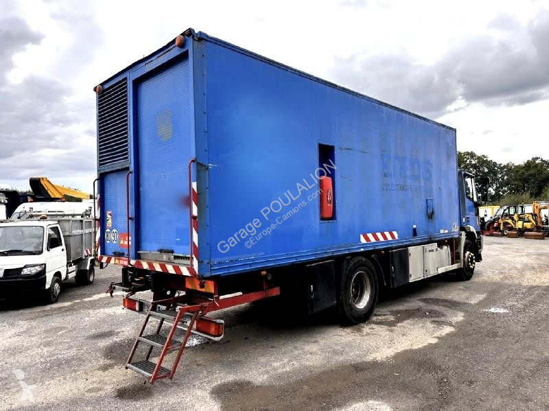 Kamion Iveco  CURS0R 240 PORTEUR FOURGON