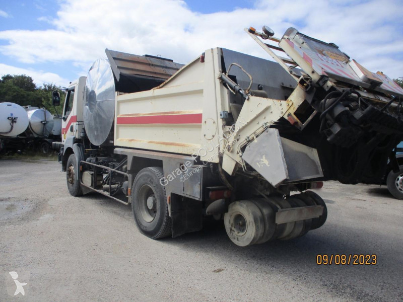 Wegenbouw Renault KERAX 320 Dci goudronneuse