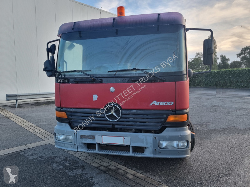 Camion Mercedes - 1215 4x2