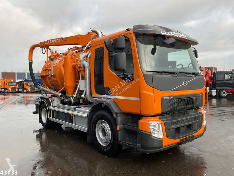 Camion Volvo 320 DHM 8m³ Kolkenzuiger