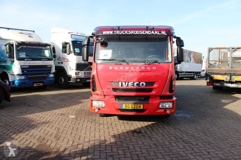 Camion Iveco 100E18 + EURO 5 + LOW KM