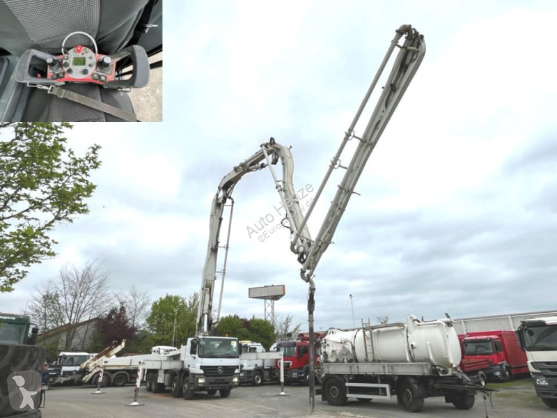 Camion Mercedes Actros 3241 B 8x4  Betonpumpe...