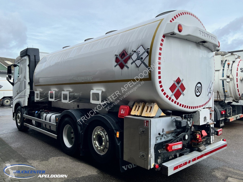 Camion Volvo 500 Rohr 22150 Liter, 4 Comp.,...