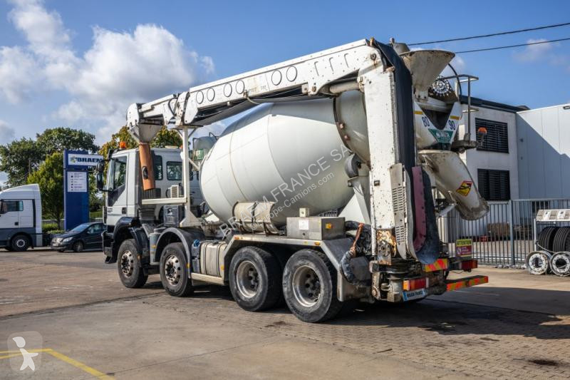 Camion Iveco  TRAKKER 400+BAND/TAPIS/BELT T40