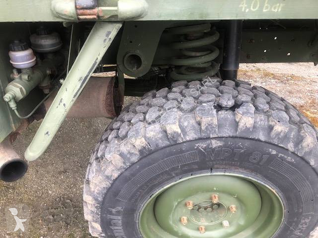 Vrachtwagen Unimog