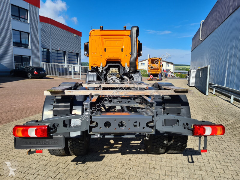 Camion Mercedes Arocs 2033 A 4x4 Arocs 2033 A...