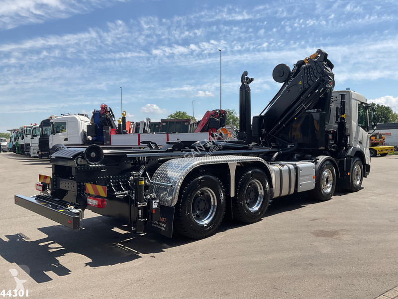 Camion Volvo 500 8x4 Euro 6 Hiab 65 Tonmeter...