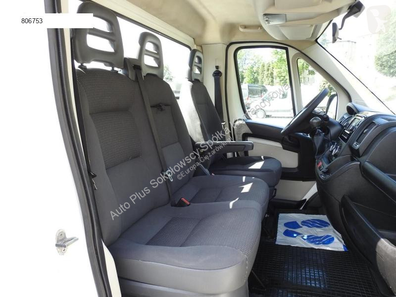 Véhicule utilitaire Peugeot BOXER WYWROTKA...