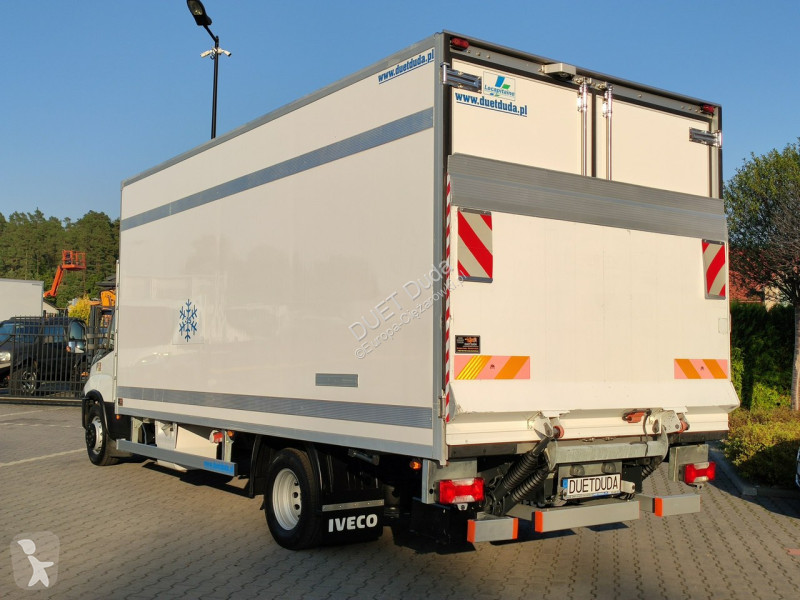 Camion Iveco 70C17 Mroźnia Ściana Grodziowa...