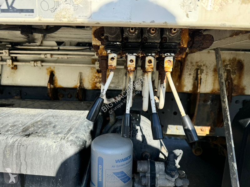 Camion Mercedes 2632 6x4 with Putzmeister BSF...