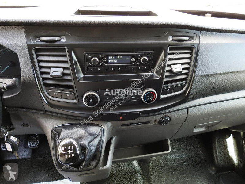 Autoutilitară Ford TRANSIT CHŁODNIA KONTENER...
