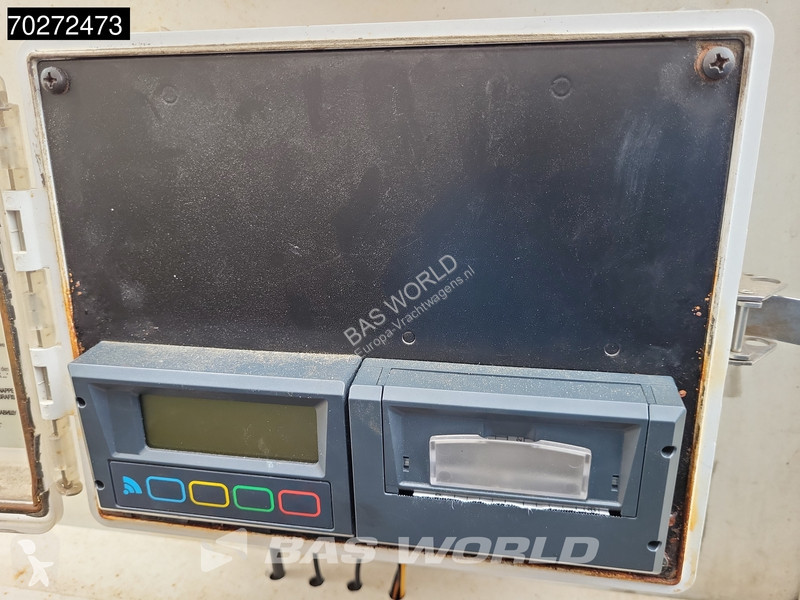 Kamion Scania R410 6X2 Refrigerated Combi...