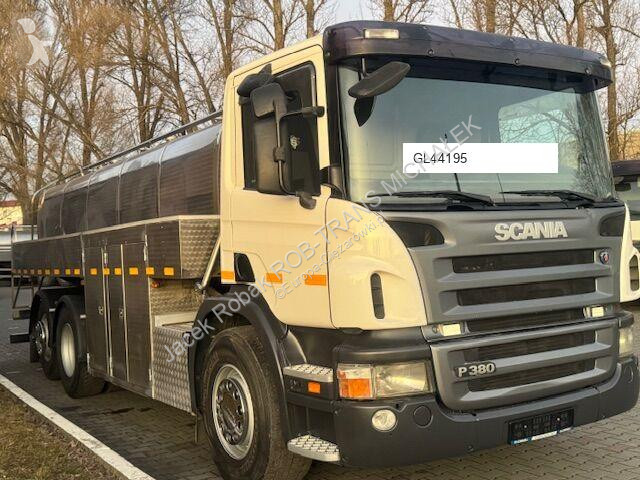 Camion Scania P  380