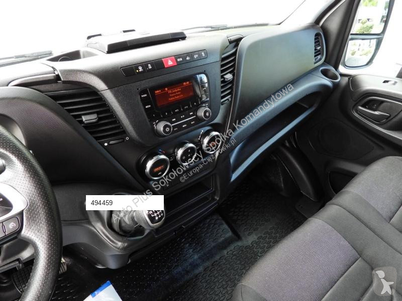 Véhicule utilitaire Iveco DAILY 35S18 PLANDEKA...