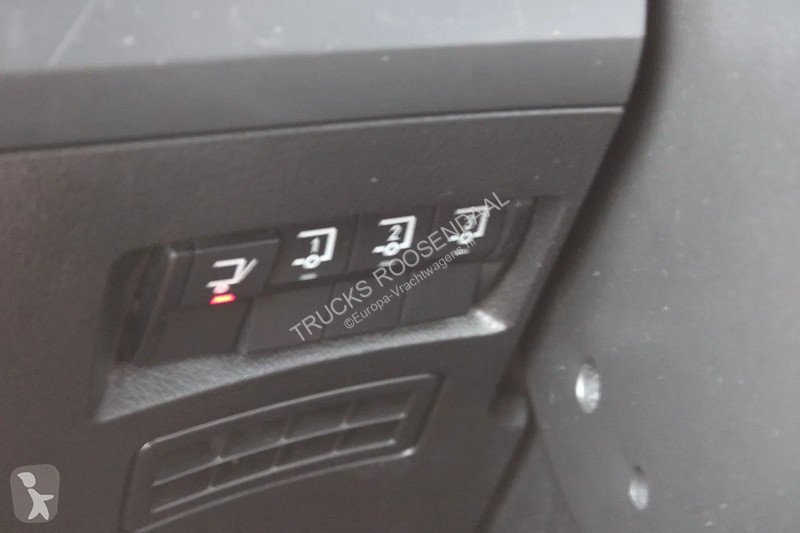 Kamion Mercedes 2027 + EURO 6 + 19T