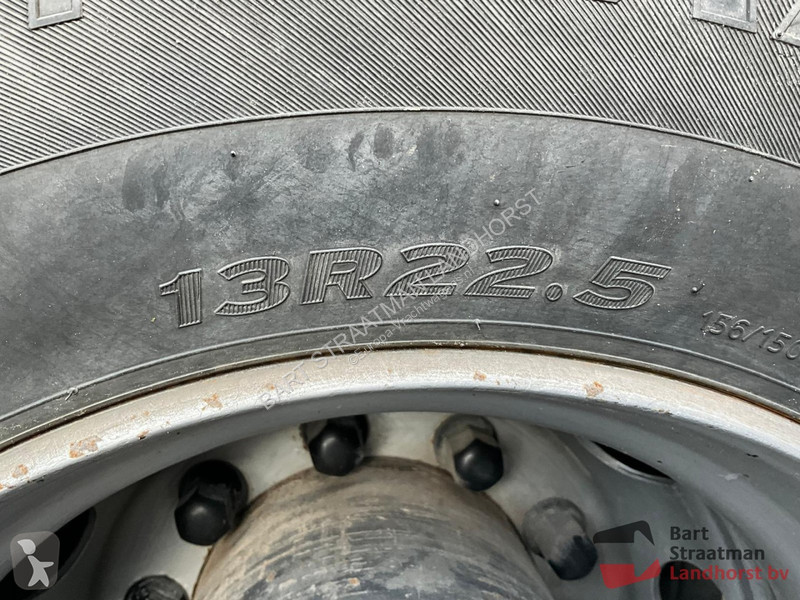 Kamion Volvo 10X4R Euro 5 met 30T HTS Kabel...
