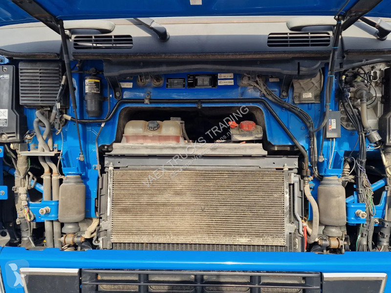 Camion Volvo 16700 Globetrotter 6x2*4 -...