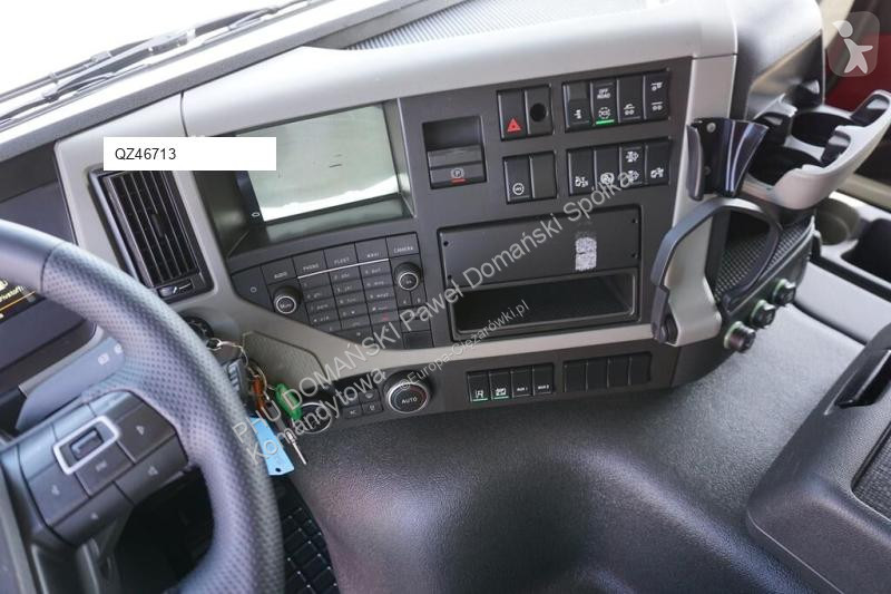 Kamion Volvo FM / 410 / E 6 / CHŁODNIA + WINDA...