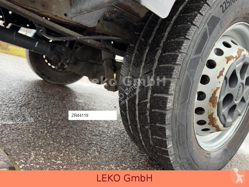 Kamion Iveco 35S13 Mit Carrier Xr 600 Mt