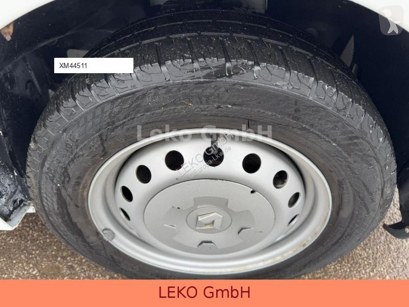 Lastbil Fiat Trafic Mit Carrier Xarios 600