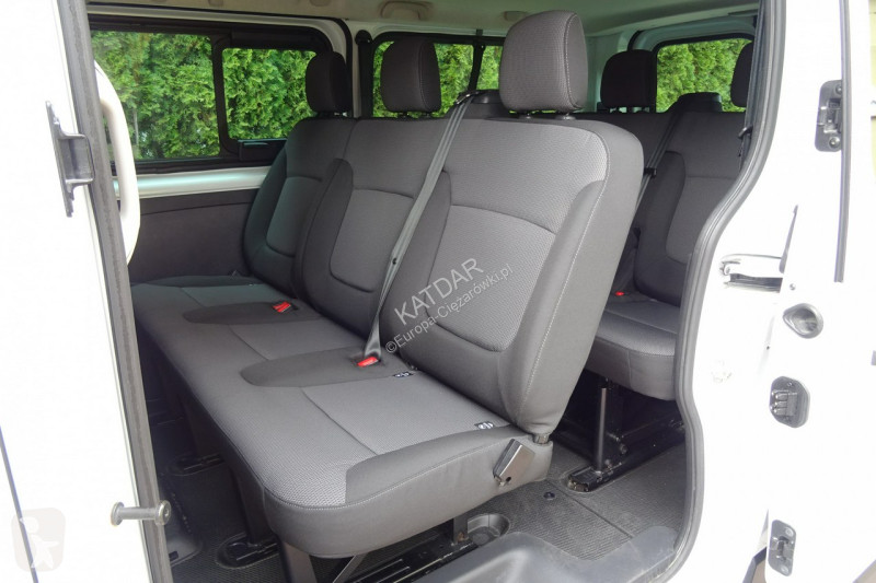 Véhicule utilitaire Renault TRAFIC L2H1 2.0dci...