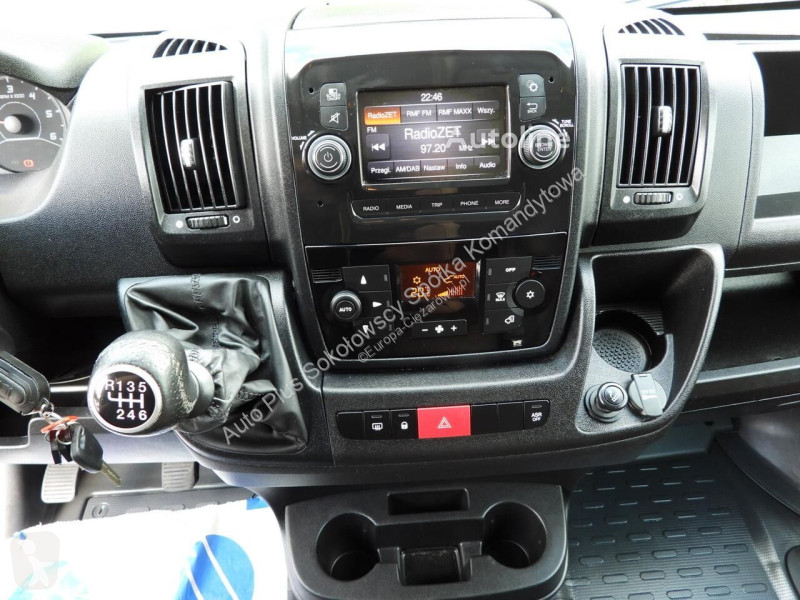 Camion Peugeot BOXER CHŁODNIA KONTENER 0*C 8...