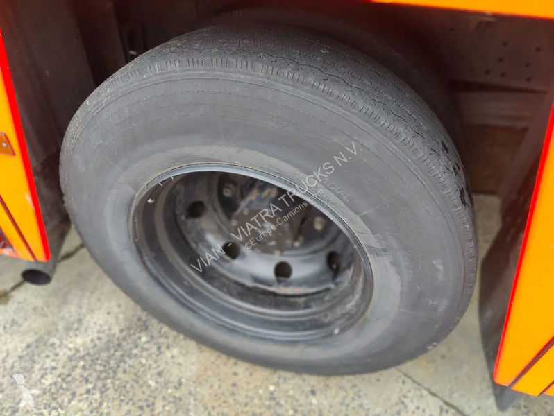 Camión Mercedes 1124 F 4x2...