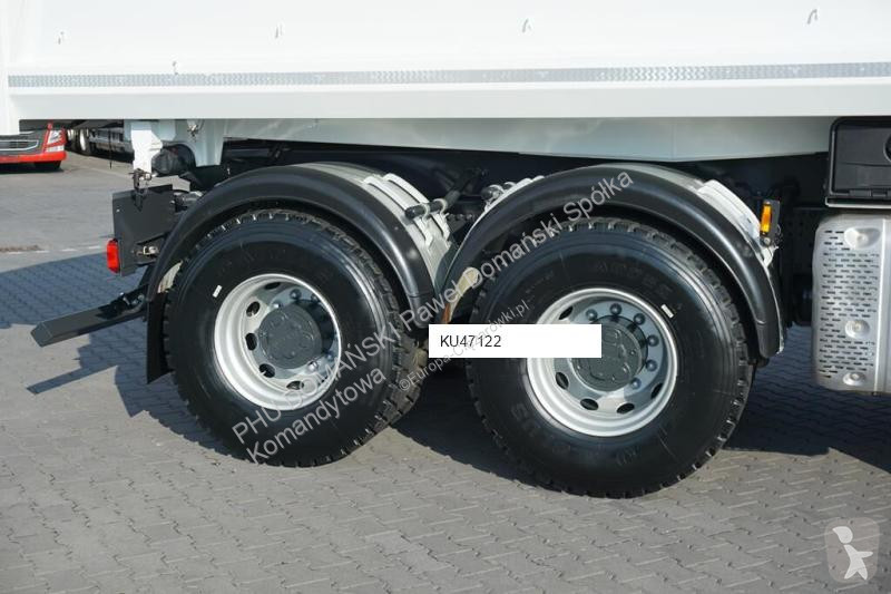 Kamion Iveco TRAKKER / 480 / E 6 / WYWROTKA / 8...