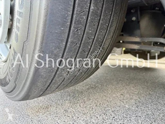 شاحنة مقطورة Renault T480...