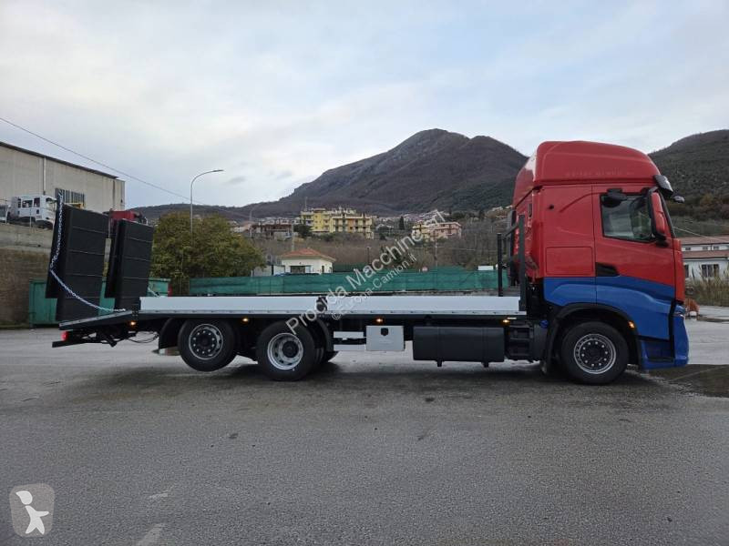 شاحنة Iveco