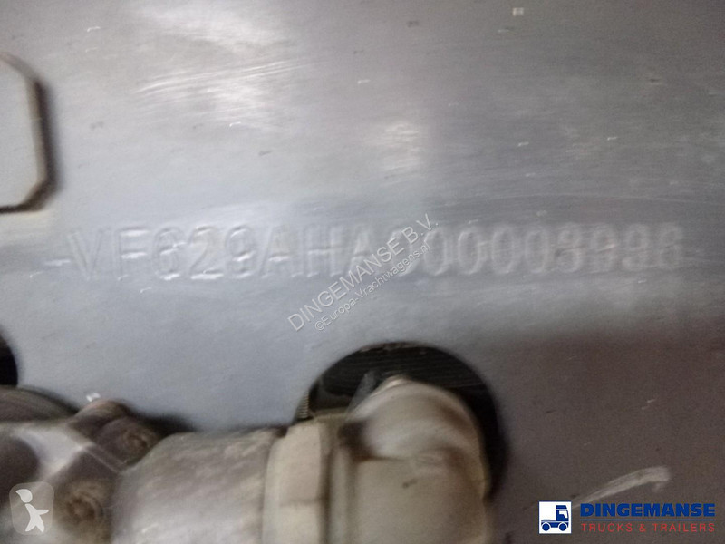 شاحنة Renault 270 dxi 4x2 fuel tank 13.3 m3 / 4...