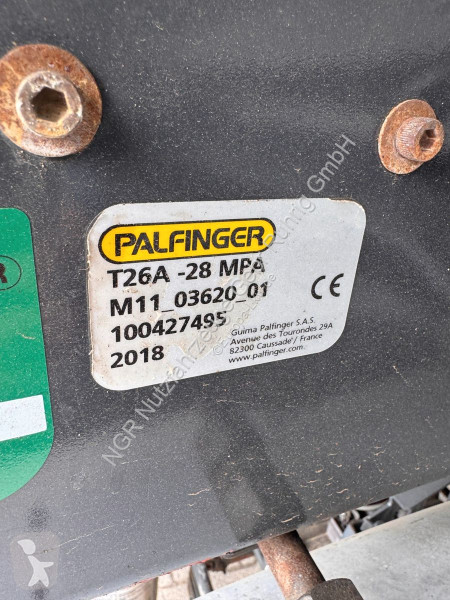 Camion Mercedes 4251 8x4 Palfinger T26A...