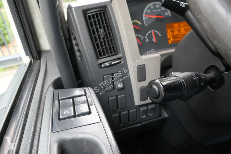 شاحنة Volvo FL 240 | Carrier SUPRA 950Mt /...