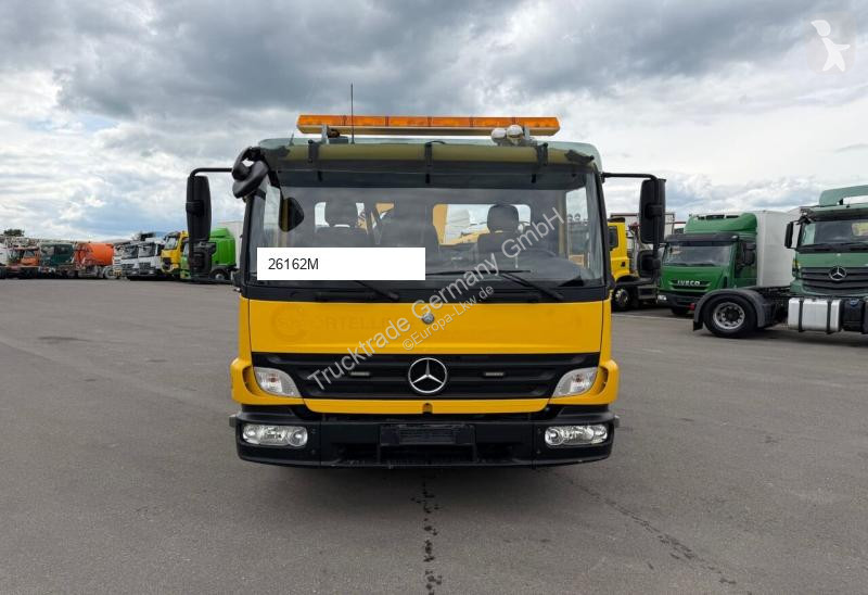 شاحنة Mercedes 815
