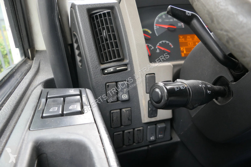 شاحنة Volvo FL 240 | Carrier SUPRA 950Mt /...