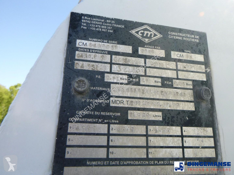 شاحنة Renault 260 dxi 4x2 fuel tank 11.5 m3 / 3...