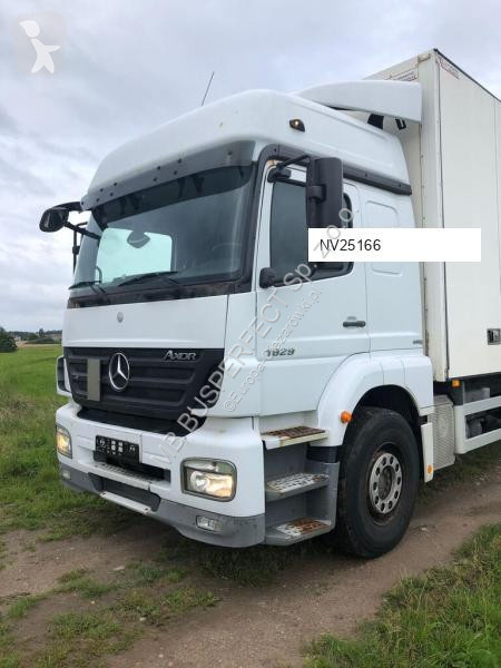 Vrachtwagen Mercedes 1829 18 europalet