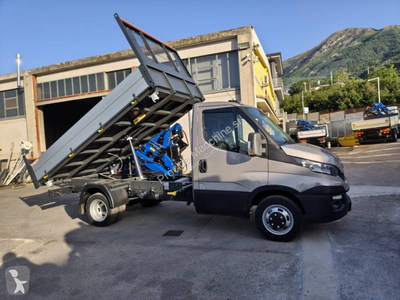 شاحنة Iveco