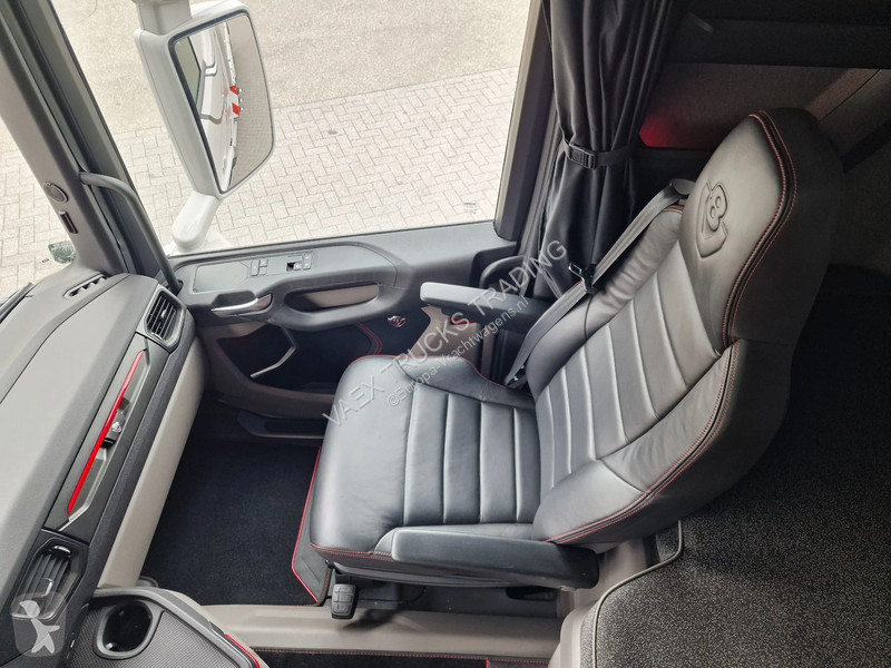 شاحنة Scania R660 V8 NS retarder - full air -...