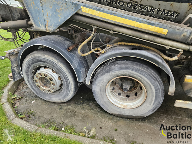 Camion Scania P 94 B