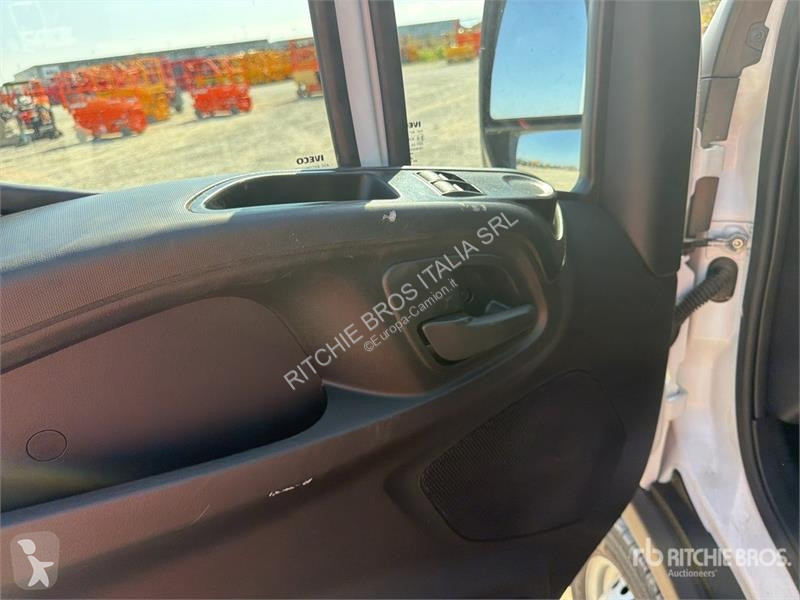 Camion Iveco 19-8,5 HQ 19 m on Iveco 35-140...