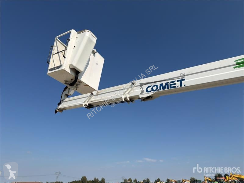Camion Iveco 19-8,5 HQ 19 m on Iveco 35-140...