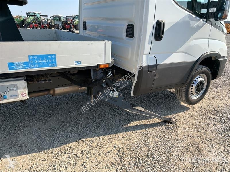 Camion Iveco 19-8,5 HQ 19 m on Iveco 35-140...