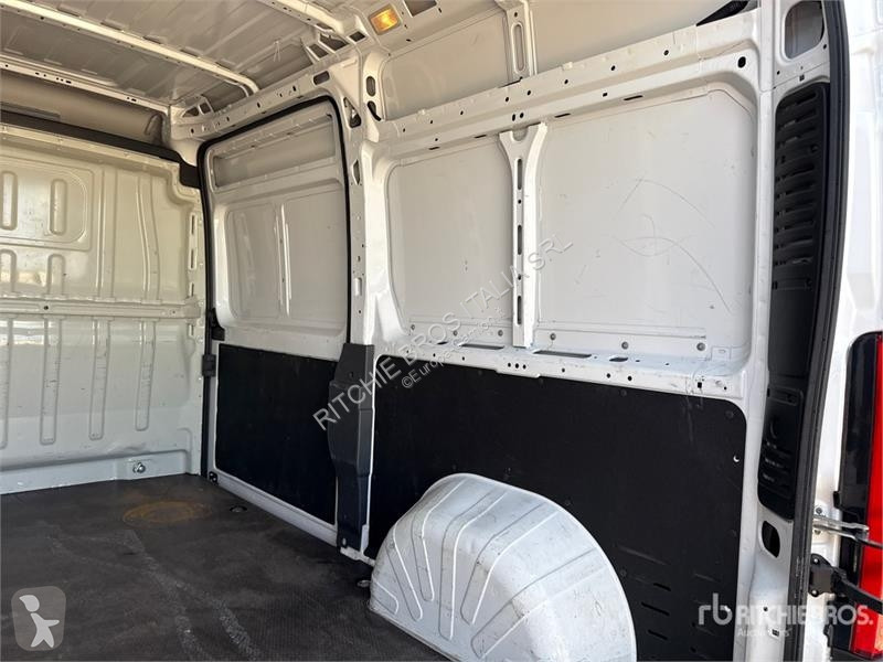 Вантажівка Fiat 2.2 Mjet 103 KW KA L2H2 Van Truck